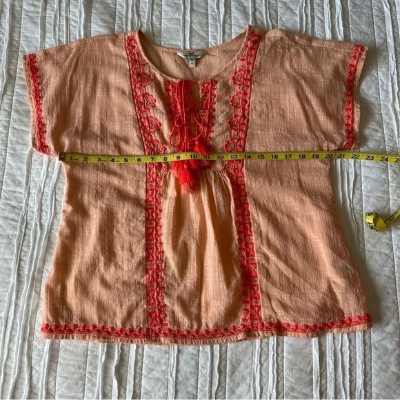 2/$30 Vineyard Vines Boho Cotton Short Sleeve Blouse Top Embroidery SZ S - Picture 12 of 14